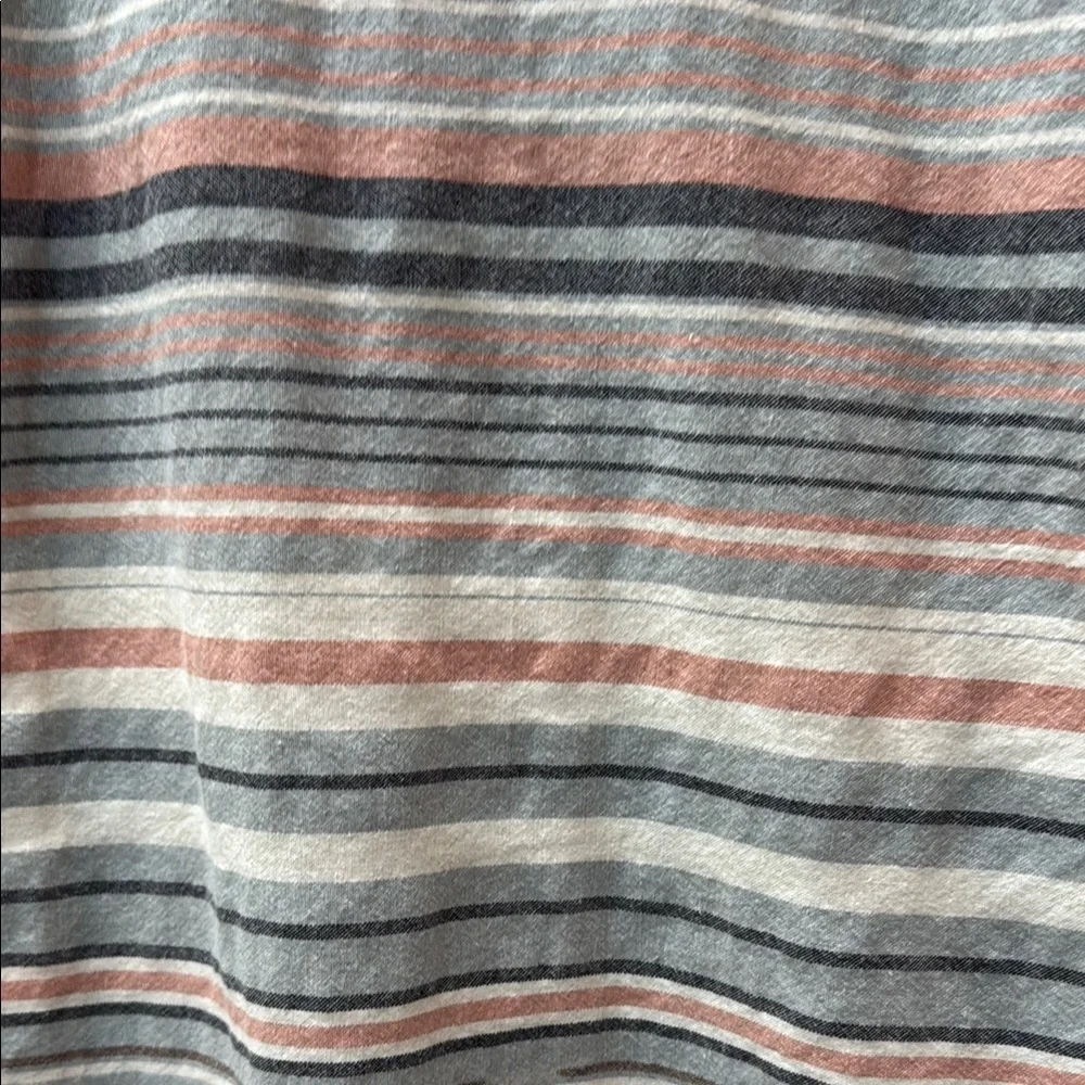 Faherty button down - Picture 4 of 5